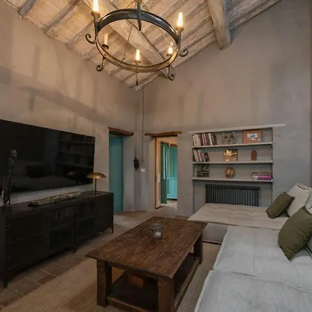 Historic With Loggia In * コルトーナ