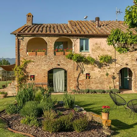 Historic With Loggia In Feriehus *